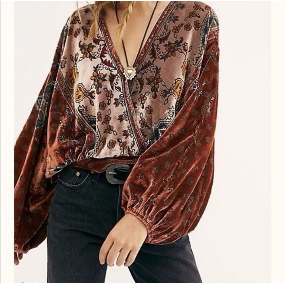 FREE PEOPLE Mata Hari Velvet Wrap Blouse M Puff Sleeve Crashed Velvet Tunic Boho
